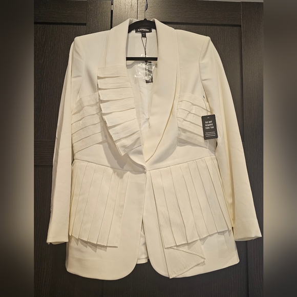 Express White Pleated Ruffle Blazer NWT Size M | Statement Wedding Guest Bridal - Picture 3 of 9